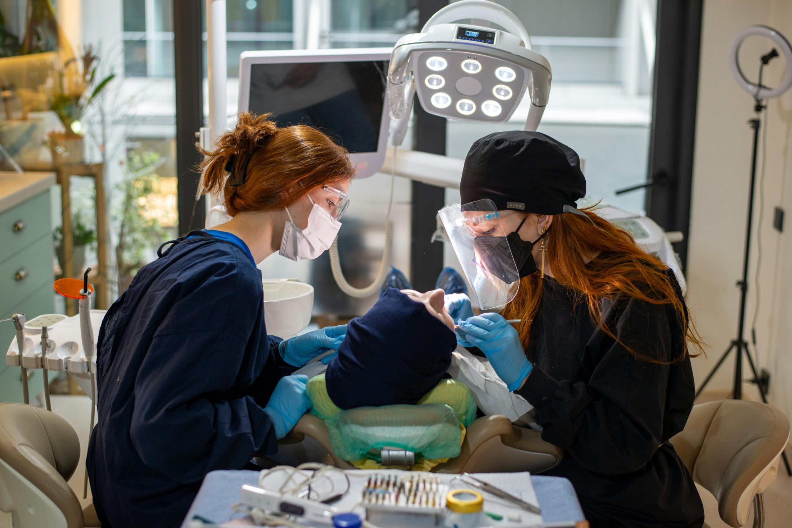 entretenir implant dentaire après la pose d'un All-on-6 ou All-on-4