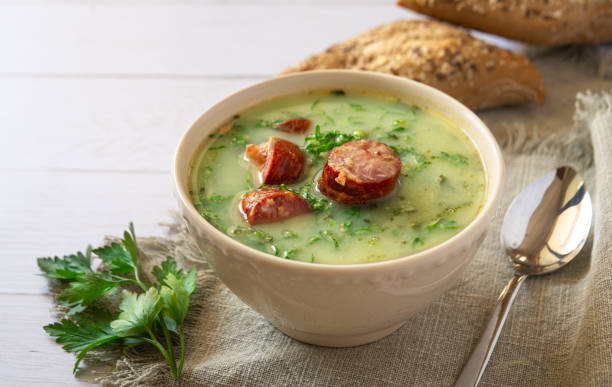 Caldo Verde , idéal après les soins dentaires au Portugal