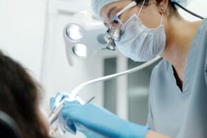 avis implant dentaire à l'étranger