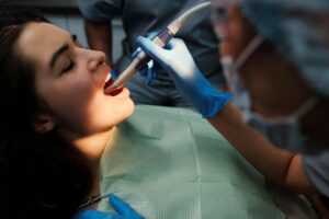 implants dentaires , tourisme dentaire et soins dentaires au Portugal