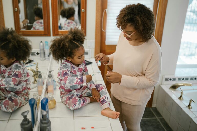 comment bien nettoyer les dents bébé de 1 à 3 ans?