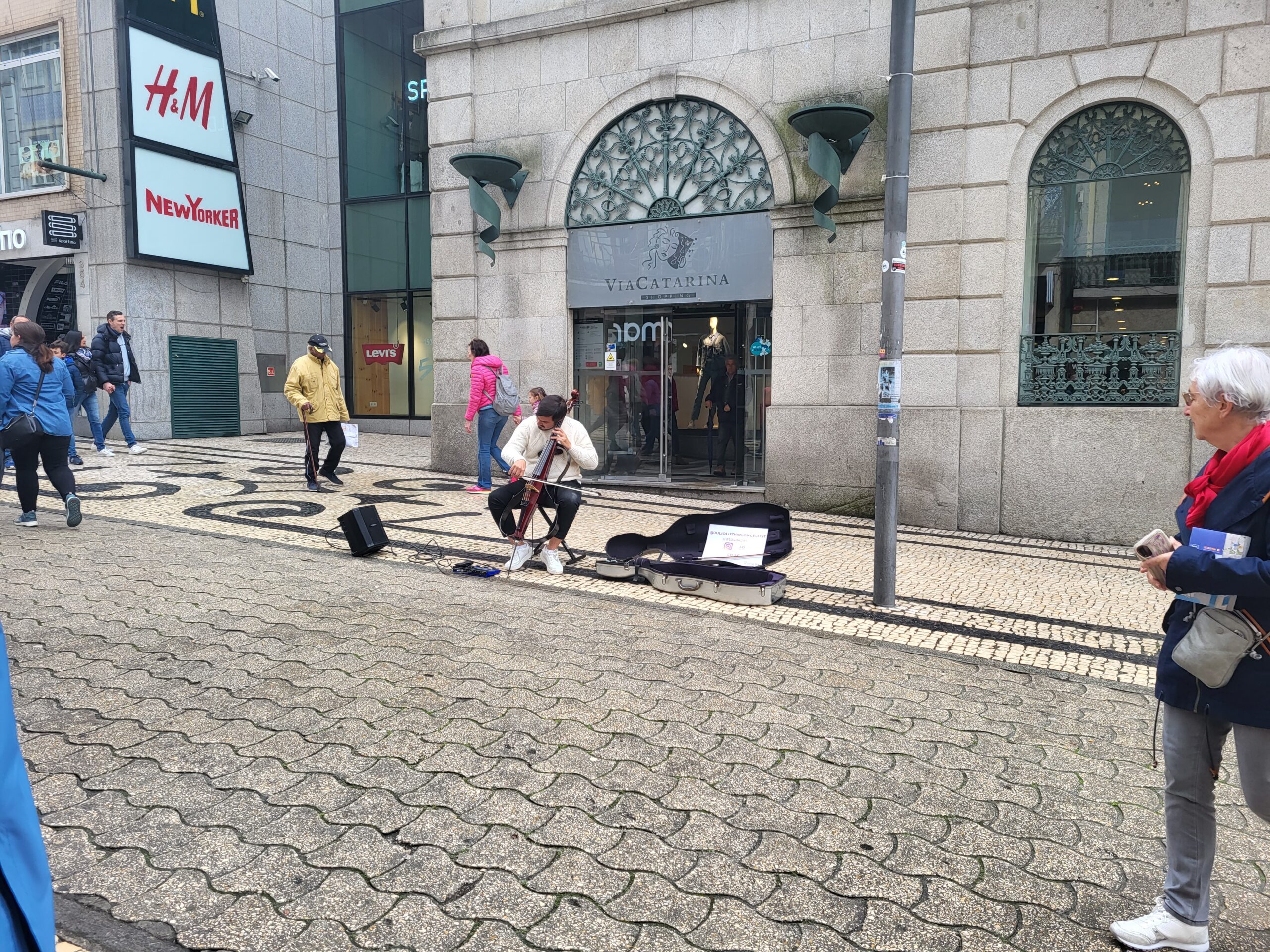 dental tourism in Portugal: mixing visiting Porto and dental care