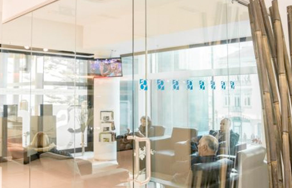 Modern dental clinic in Portugal for dental implants treatment with professional equipment