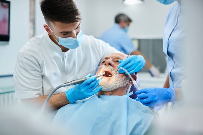 Dental Implants Cost Breakdown: Exactly What You Pay in Portugal vs USA (2026)
