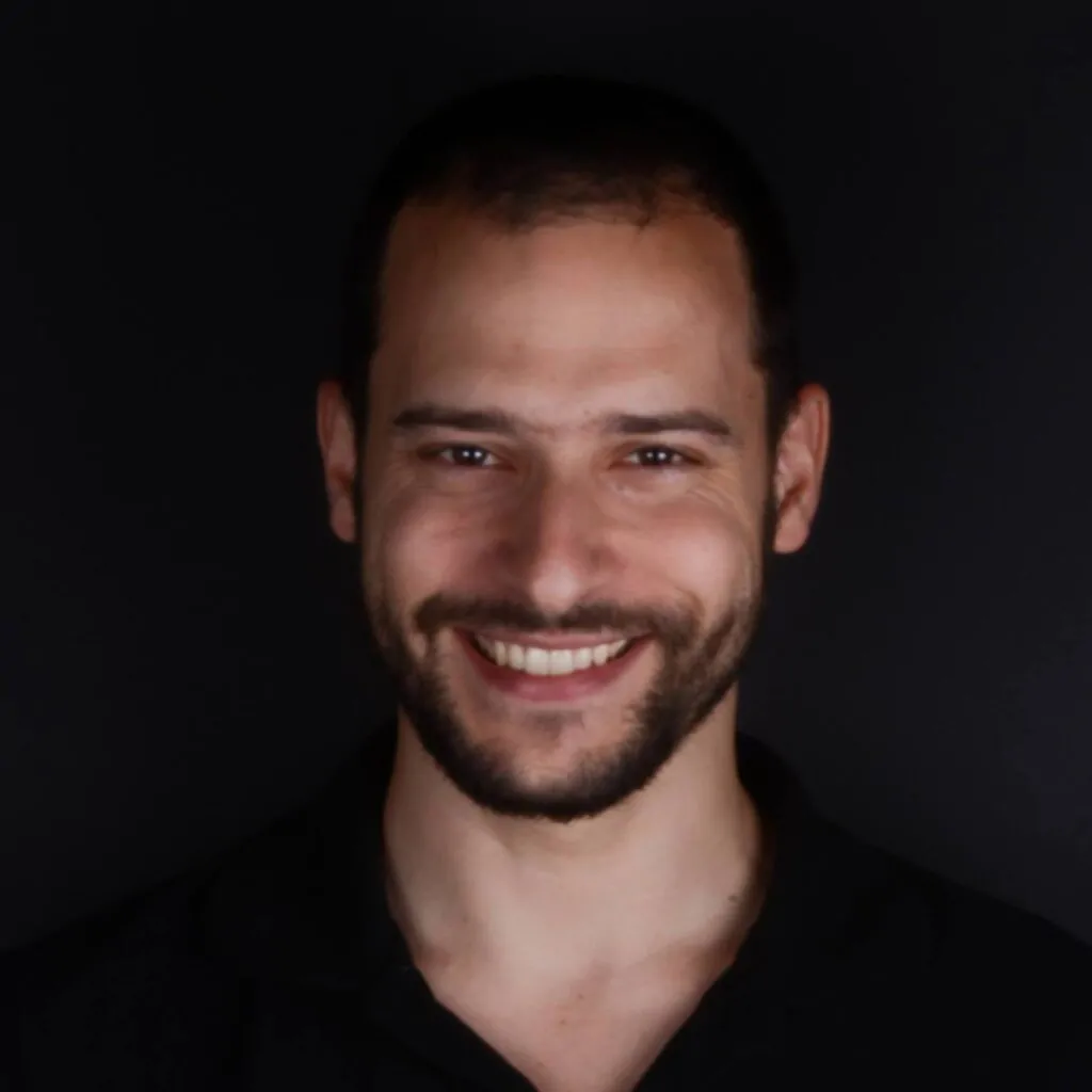 Dr. Paulo Alexandre Carvalho implantologue dentaire au portugal